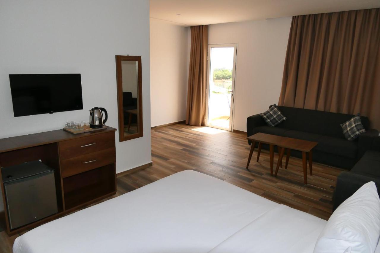 Hotel Corail De Cabo 카보 네그로 외부 사진